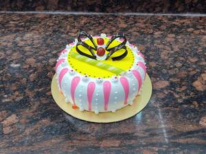 Luxury pineapple cake