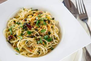 Spaghetti Aglio E Olio Pasta
