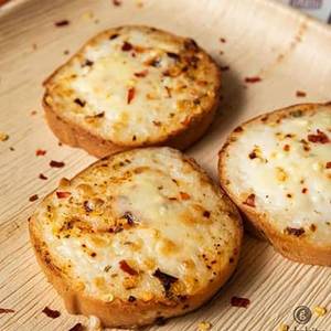 Cheese Chilli Garlic Bread