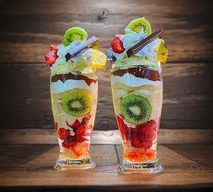 Fresh Fruit Falooda