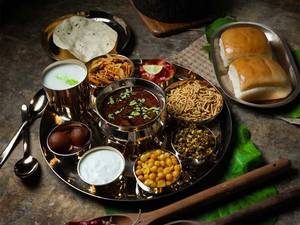 Jain Misal Thali (700 Gm)