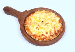 Golden corn pizza