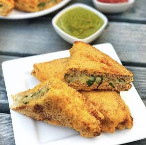 Bread pakoda [2 pieces]
