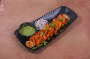Garlic paneer tikka