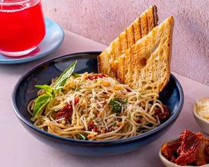Spaghetti Aglio E Olio