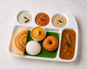 Mini Tiffin