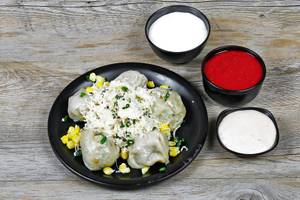 Cheese Corn Steamed Momos [6 Pieces]