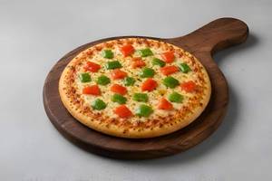 Tomato capsicum pizza