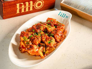 Wok Tossed Paneer In Plum Sauce