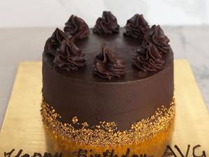Dark chocolate cake
