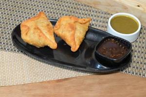 Samosa [2 pieces]