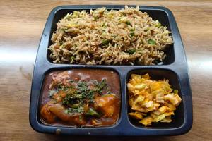 Chilli Paneer with Fried Rice