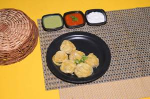 Paneer Steamed Momos [10 Pieces]
