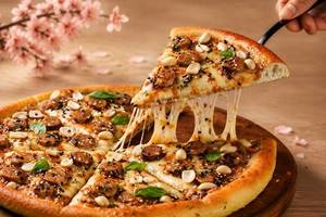 Sensei Chicken Sausage Pizza