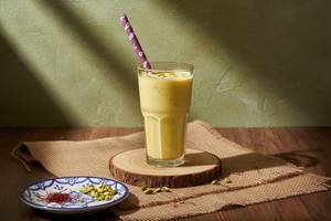 Kesar pista thick shake