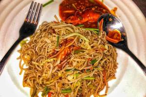 Egg Schezwan Noodles