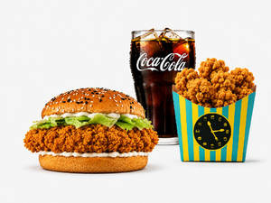 Crispy Chicken Snacker + Chicken Popcorn (small) + Pet Bottle (250ml)
