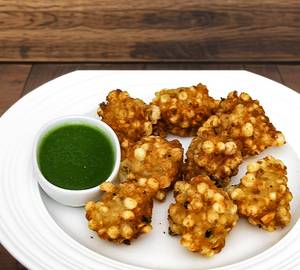Falhari Sabudana Mix Pakodi