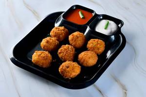 Veg Kurkure Momos