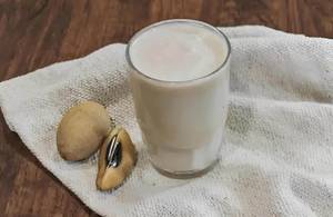 Chikoo Milkshake