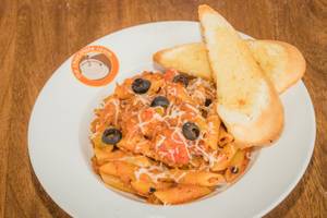 Red sauce pasta