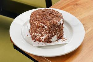 Red Cherry & Black Forest Cake
