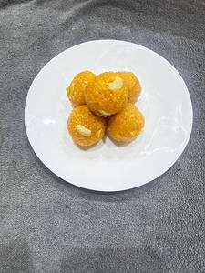 Motichoor Laddu