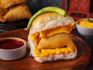 Cheese Blast Samosa Pav