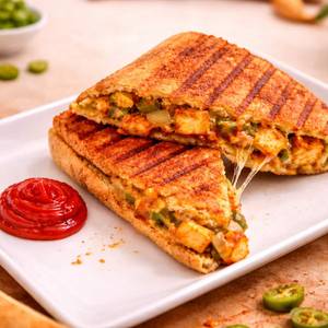 Tandoori Paneer Sandwich