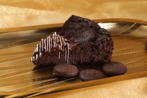 Rich Flourless Chocolate Pastry (100 Gms)