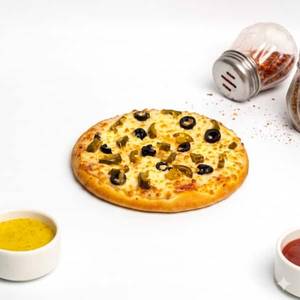Jalapenos & Olives Pizza
