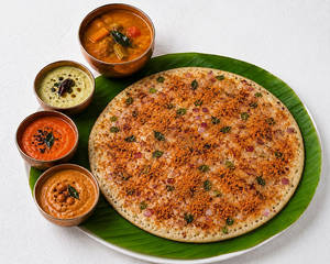 Podi Onion Uthappam