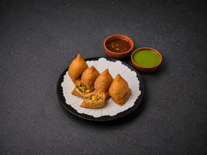 Samosa Paneer
