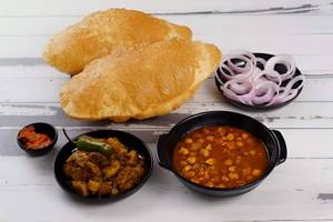 Cheese Paneer Chole Bhature