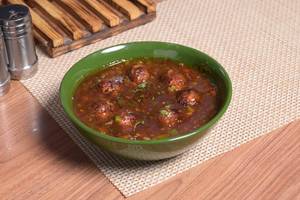 Veg Manchurian With Gravy
