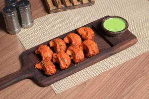 Veg Tandoori Momos [8 Pieces]
