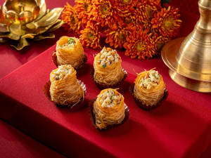 BIRDNEST BAKLAVA