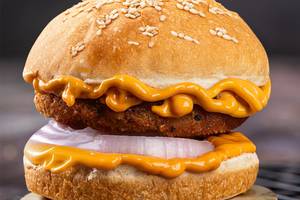 Barbeque cheesy burger