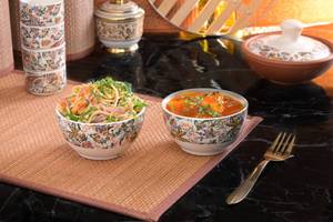 Chicken Noodles With Chilli Chicken