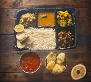 Veg Thali