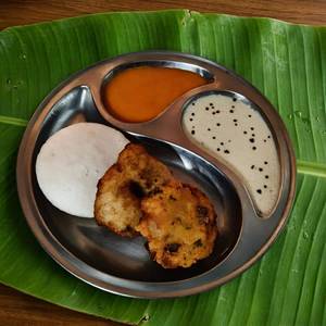 Idli with Vada