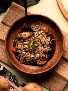 Aloo Tikki Chana Chaat