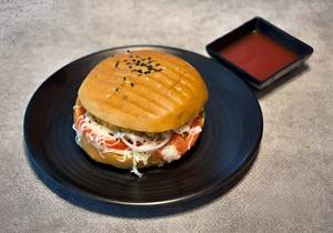 Veg classic burger