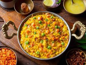 Special Rajwadi Khichdi [Serves 1]