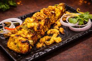 Lasooni Paneer Tikka