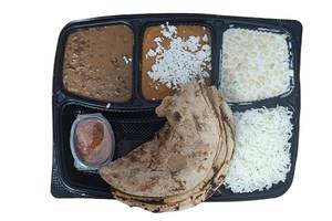 Laccha Paratha Thali