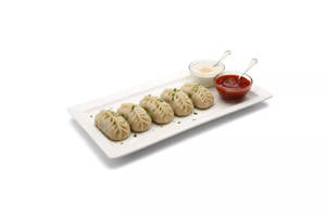 Veg Steamed Momos [6 Pieces]