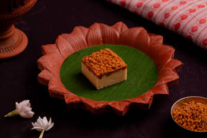 Biscoff Sondesh [1 Piece]