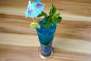 Blue Lagoon Mojito