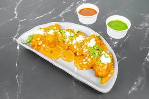 Makhani Momos [6 Pieces]